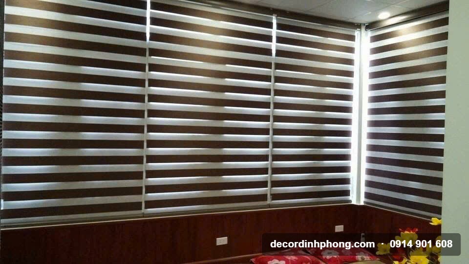 Rèm cầu vồng tông nâu cho văn phòng tại Long Khánh Đồng Nai