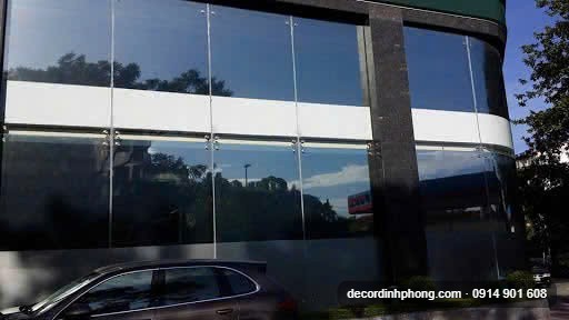 Phim cách nhiệt dán mặt kính tòa nhà văn phòng tại Biên Hòa, Đồng Nai