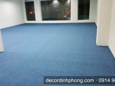Thảm cuộn trải sàn văn phòng màu xanh dương